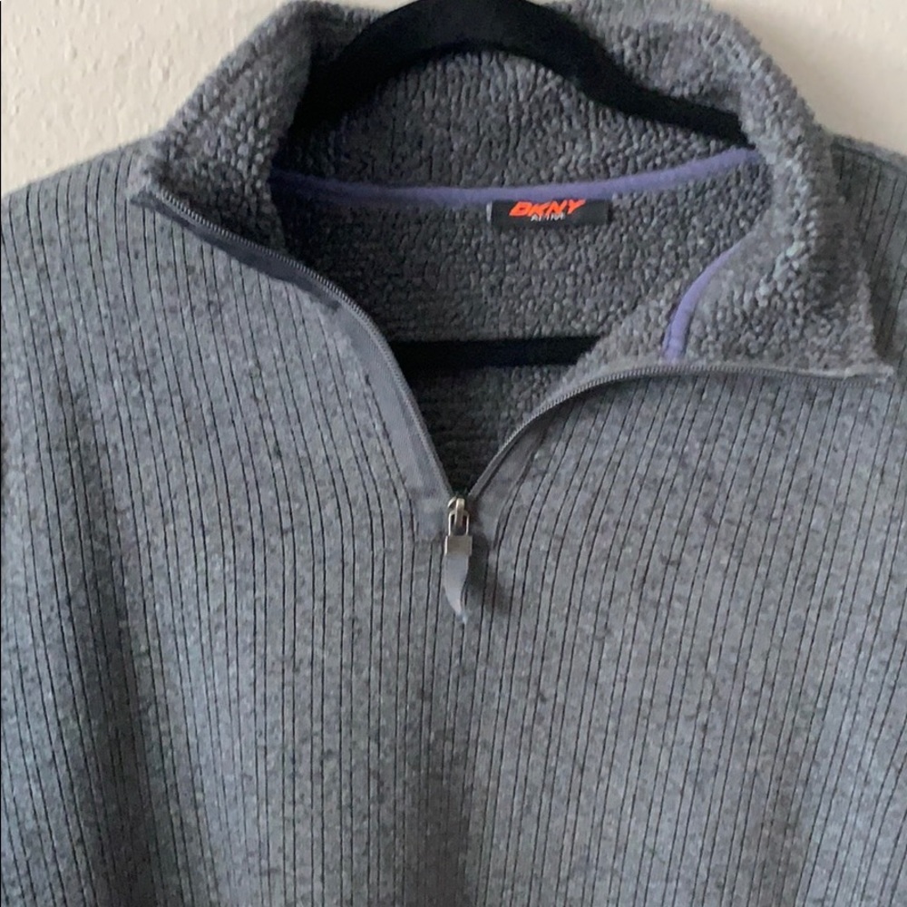 DKNY active sweater